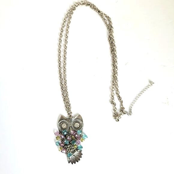 Vintage Owl Necklace Pendant Silver Tone Chain Rhinestone Eye Facet Bead Feather - Picture 2 of 6